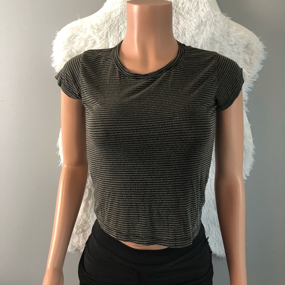 ❤️ Brandy Melville striped cropped top - Picture 4 of 6